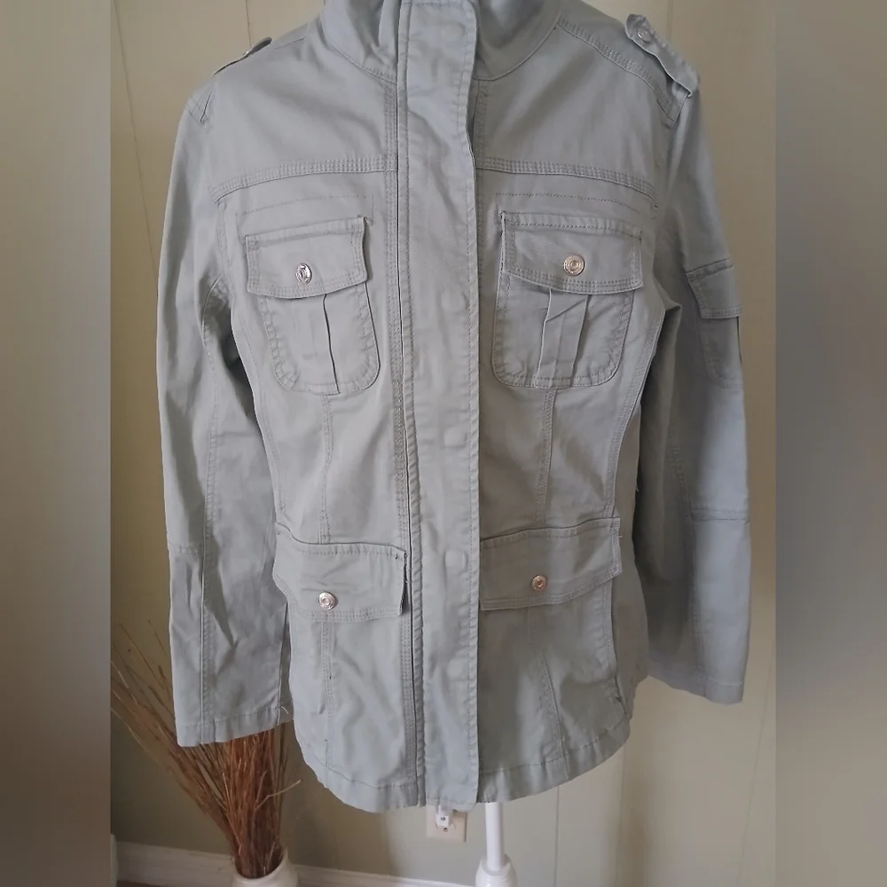 Women's Kensie Lightweight Zip-Up Utility XL Desert Sage. NWT - Picture 2 of 8